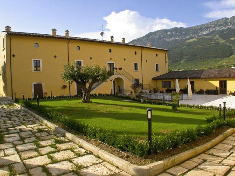 Villa Giovina Pratola Peligna Экстерьер фото